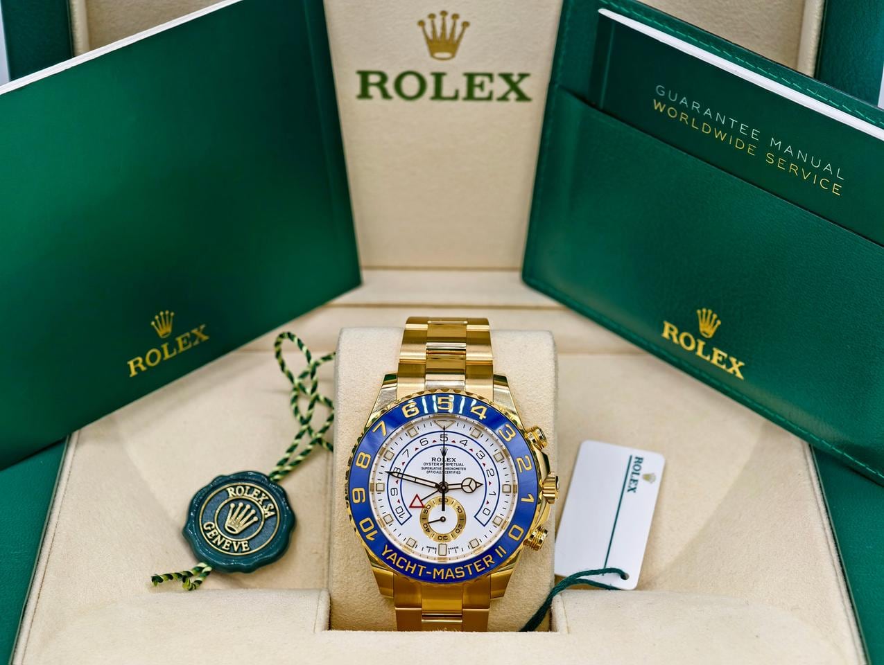 Rolex Yacht Master II 44mm Volles Gelbgold Weißes Zifferblatt, 116688 — 2 von 5