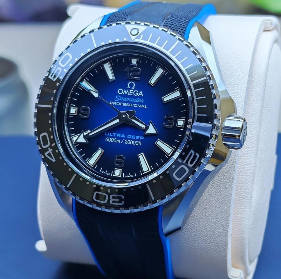 Omega Seamaster Ultra Deep 6000M, 215.32.46.21.03.001 — 2 von 8