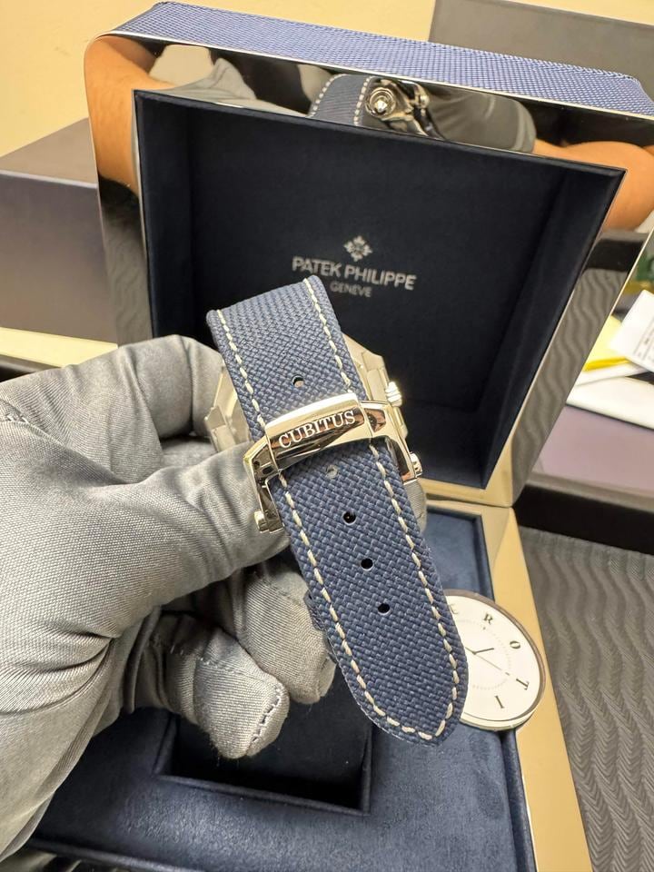 Patek Philippe Cubitus Automatic 2025 Platinum Jako nové & nenošené 5822P-001 — 2 z 5
