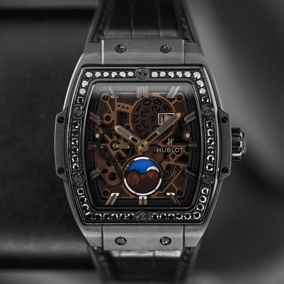 Hublot Spirit of Big Bang Moonphase All Black Full Set Box und Papiere Ausgezeichneter Zustand, 647.CI.1110.LR.1200 — 1 von 15