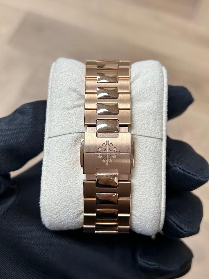 Patek Philippe Nautilus Travel Time Zcela nové 2024, 5990/1R-001 — 2 z 7