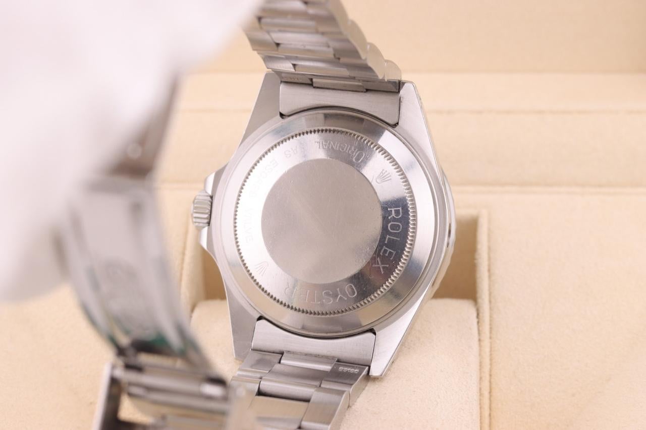 Rolex Sea Dweller 4000, 16600 — 2 of 16
