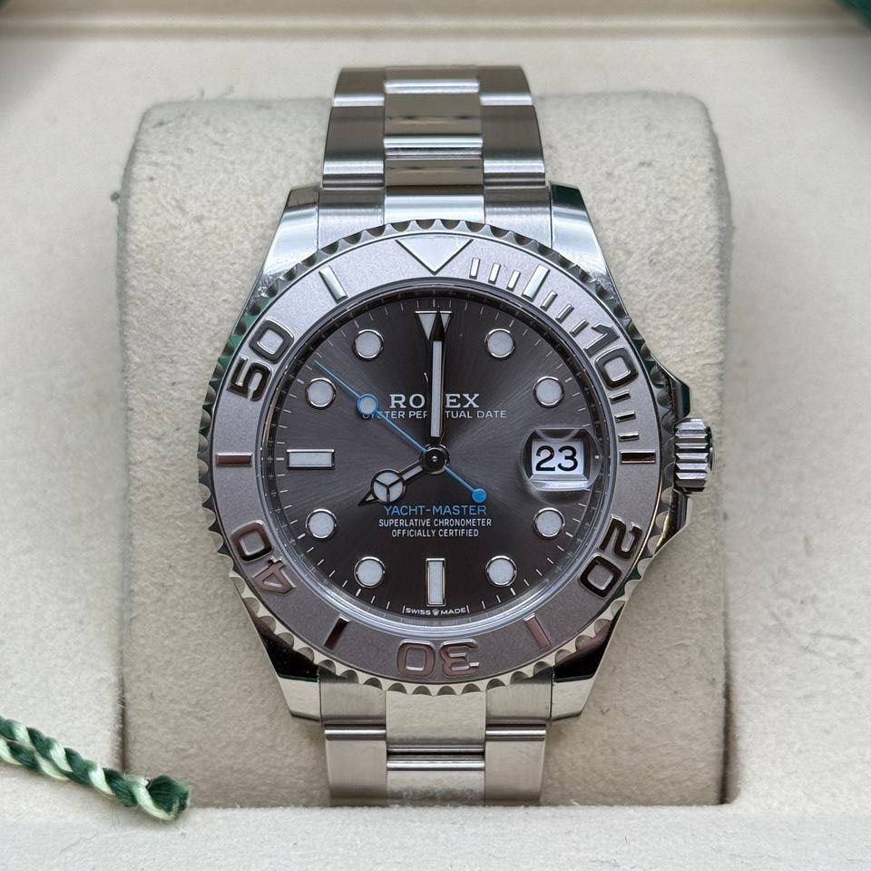 Rolex Yacht-Master 37 Rhodium Dial Platinum Bezel Blue Hands 37mm, 268622 — 1 of 8