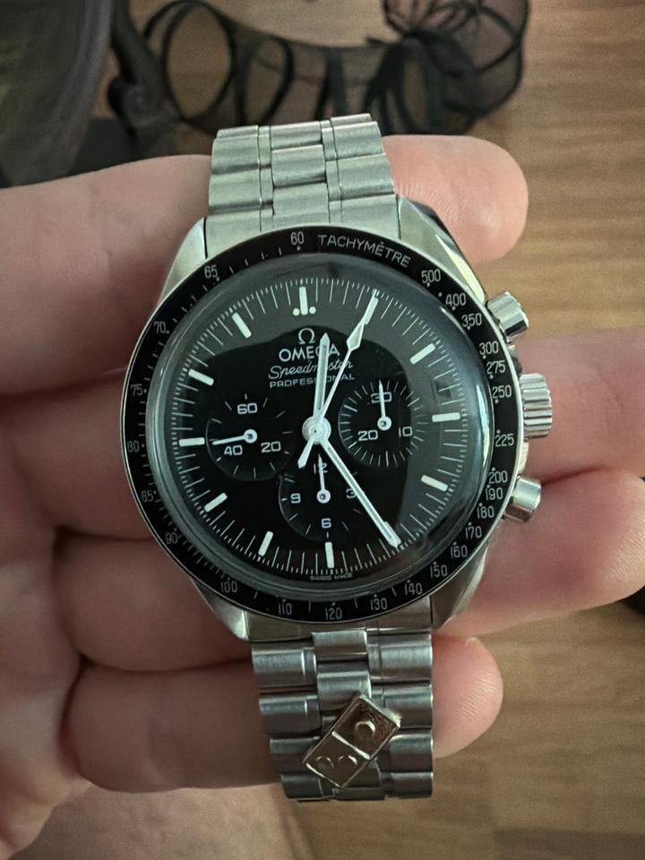 Omega Speedmaster Professional Moonwatch Dominos, 310.30.42.50.01.002 — 2 z 8