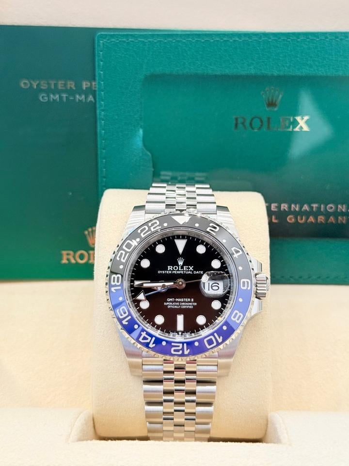 Rolex GMT Master II Batgirl 40mm Jubilee náramek nenošené 2024, 126710BLNR — 1 z 7