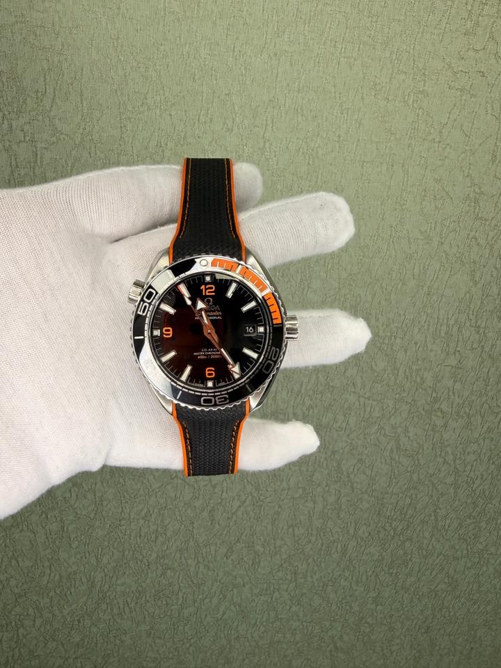 Omega Seamaster Planet Ocean nerezové oceli 43mm hodinky, 215.32.44.21.01.001 — 1 z 13