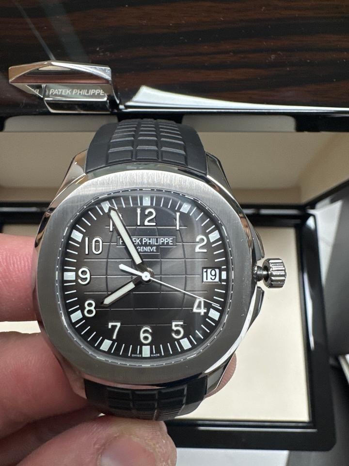 Patek Philippe Aquanaut Kompletní sada Stav jako nový 2018, 5167 — 2 z 10