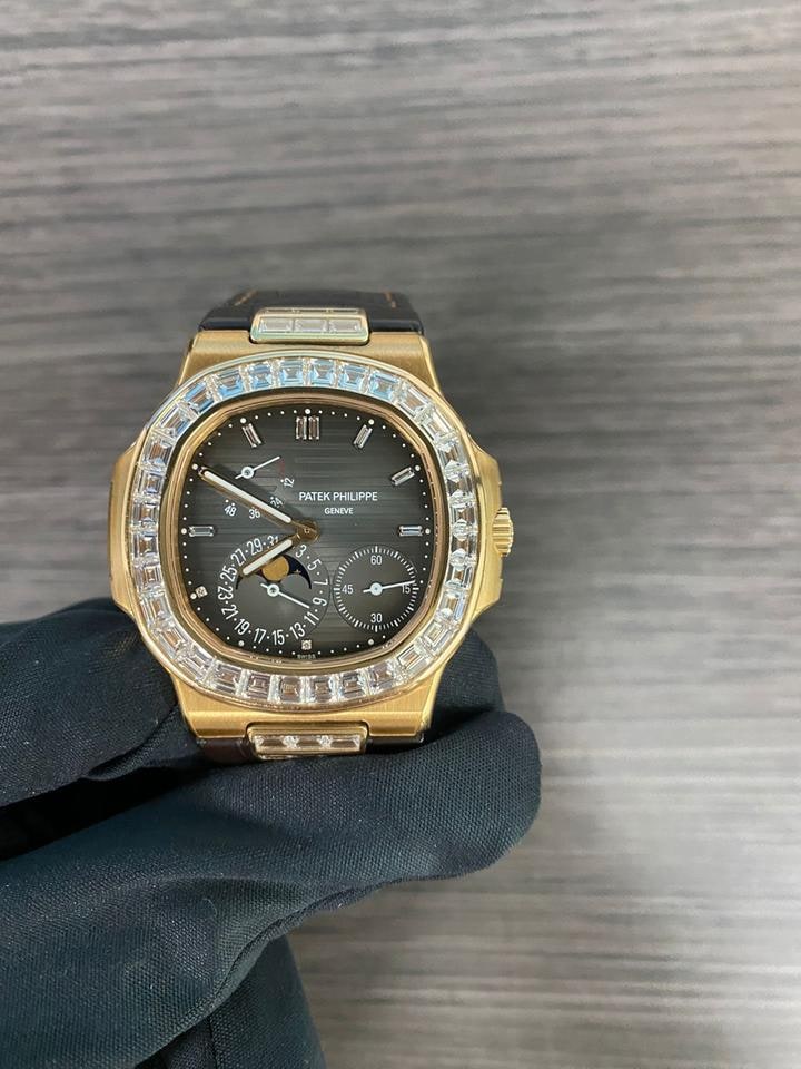 Patek Philippe Nautilus Factory Baguette, 5724R-001 — 1 z 3