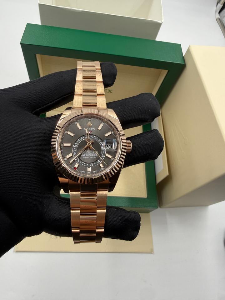 Rolex Sky Dweller September 2022, 336935 — 1 of 6