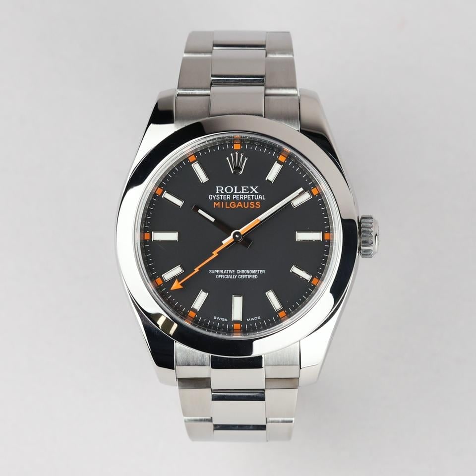 Rolex Milgauss Schwarzes Zifferblatt mit orangefarbenen Akzenten, 116400 — 1 von 8