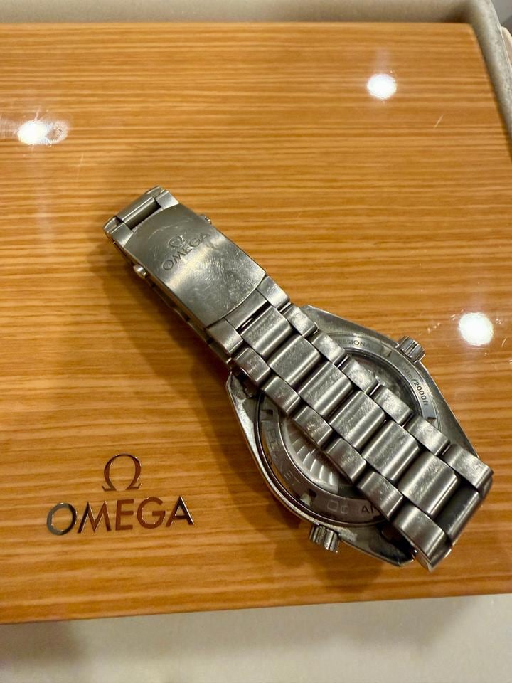 Omega Seamaster Planet Ocean 2018 Kompletní sada bonus titanová spona, 232.90.42.21.03.001 — 2 z 9