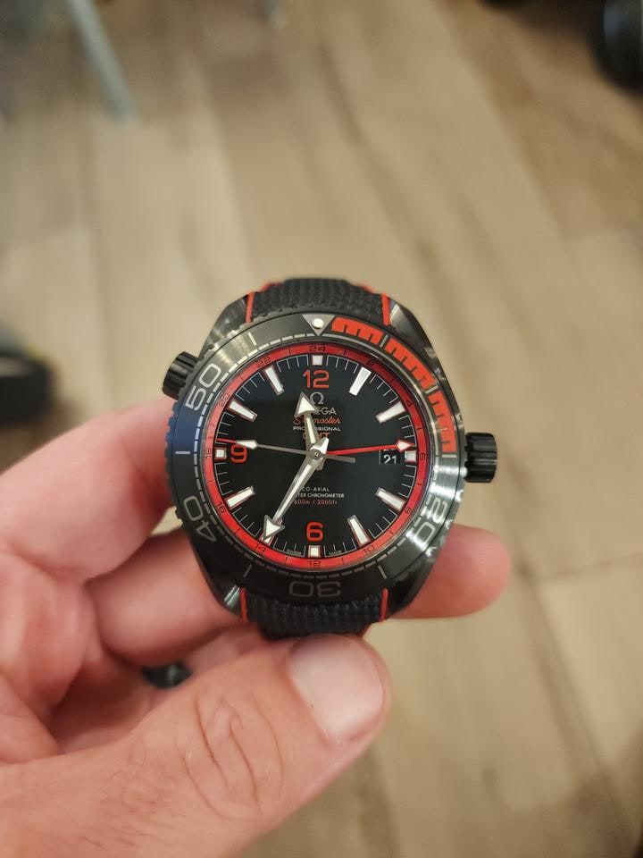 Omega Seamaster Planet Ocean 2023 Deep Black, 215.92.46.22.01.003 — 1 of 20