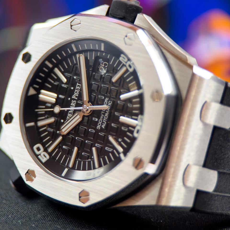 Audemars Piguet Royal Oak Offshore Diver 15703 ST Full Set Topzustand, 15703ST.OO.A002CA.01 — 2 von 10