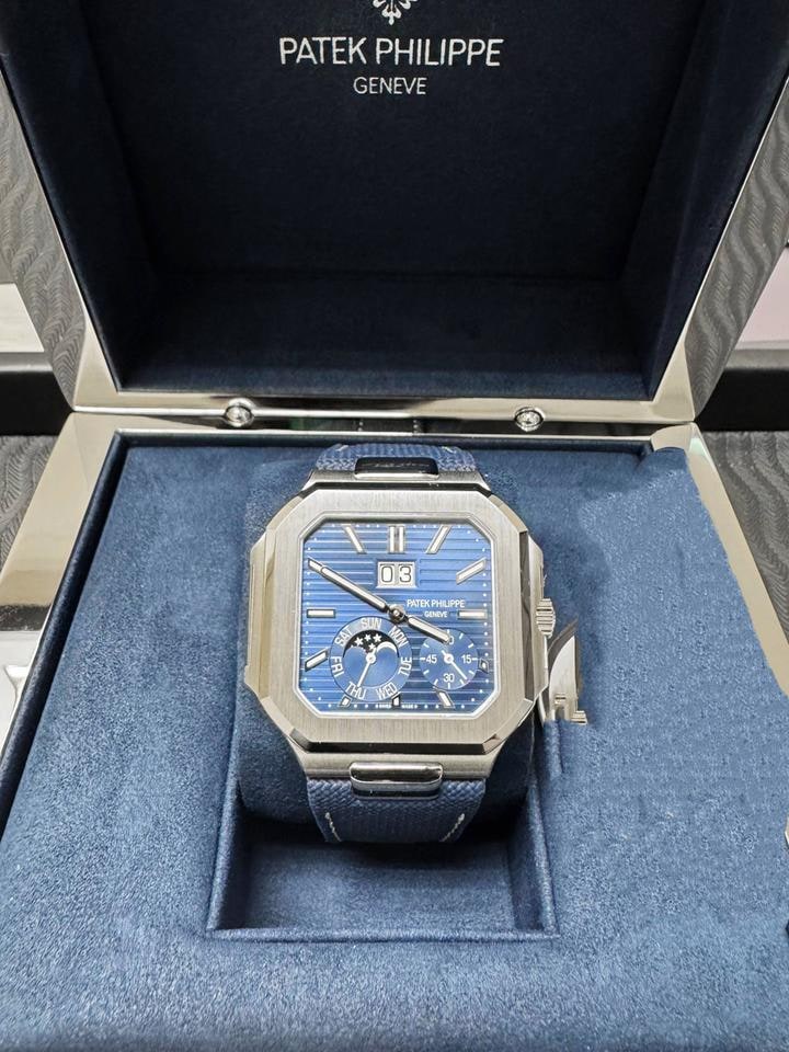 Patek Philippe Cubitus Automatic 2025 Platinum Jako nové & nenošené 5822P-001 — 1 z 5