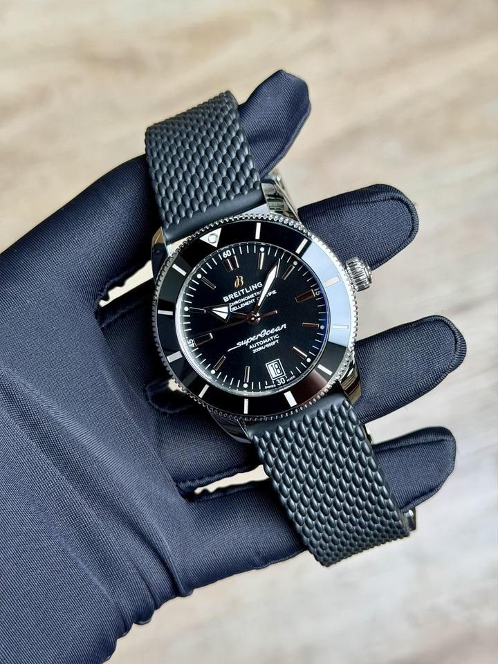 Breitling Superocean Heritage II 42mm 2020 Black Rubber Strap, AB2010121B1S1 — 1 of 7