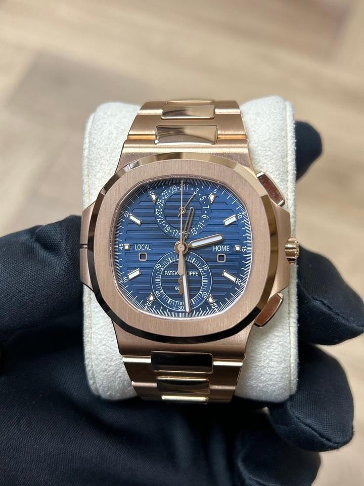 Patek Philippe Nautilus Travel Time Zcela nové 2024, 5990/1R-001 — 1 z 7