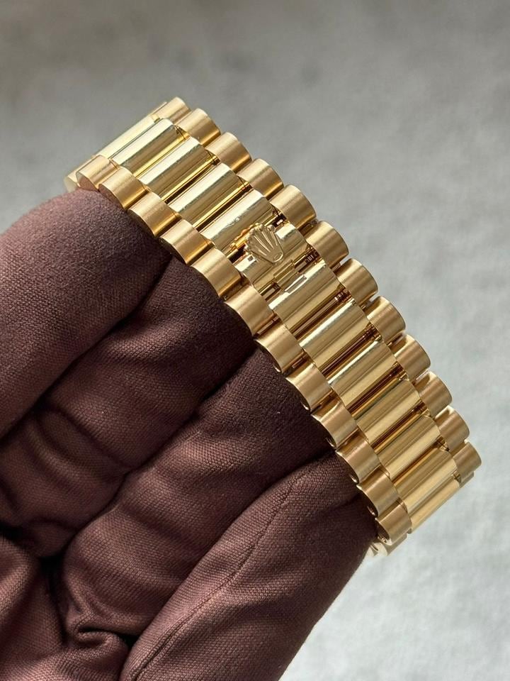 Rolex Day Date 36 žluté zlato Vienna Philharmonic zelený ciferník Violin, 128238-VIO — 2 z 9