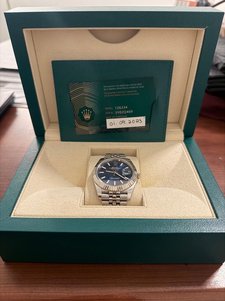 Rolex Datejust 41mm modrý motiv ciferníku žlábkovaná luneta jubilee náramek, 126334 — 1 z 8
