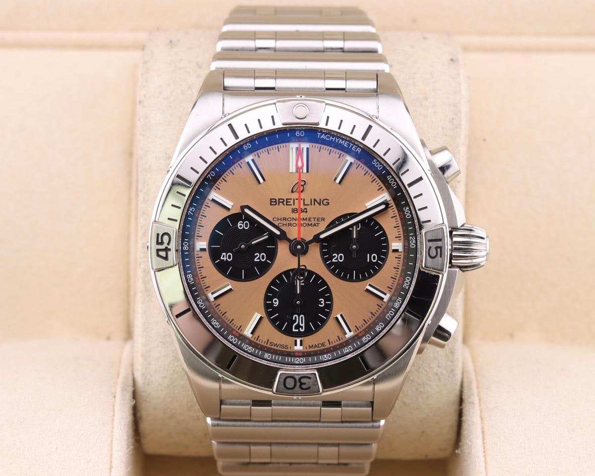 Breitling Chronomat B01 Chronograph 42 Lachs Zifferblatt, AB0134101K1A1 — 1 von 16