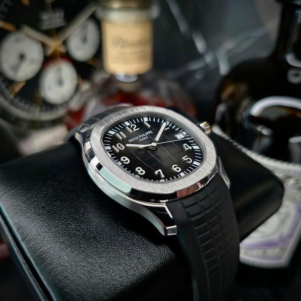 Patek Philippe Aquanaut 40mm černý ciferník nerezová ocel, 5167A-001 — 1 z 11