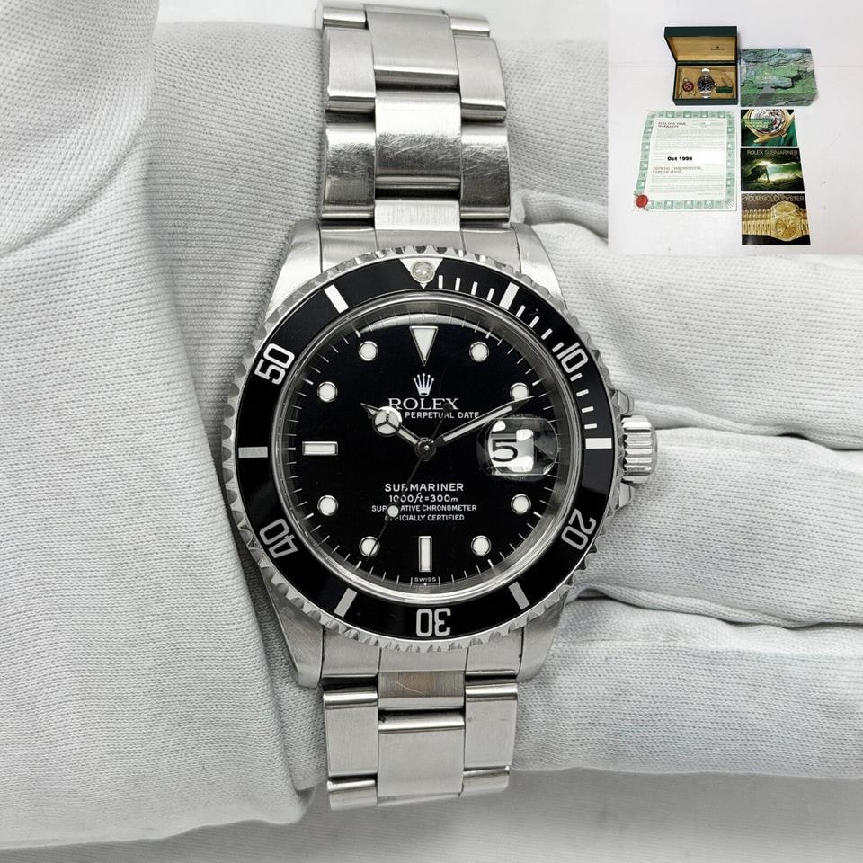 Rolex Submariner Date 40mm černá nerezová ocel krabice papíry 1999, 16610 — 1 z 16