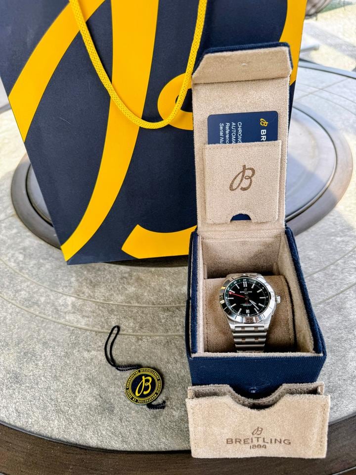 Breitling Chronomat GMT Neuzustand, A32398101L1A1 — 2 von 9