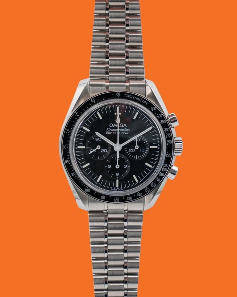 Omega Speedmaster Professional Moonwatch 42mm Safírový sendvič 2025, 310.30.42.50.01.002 — 1 z 9