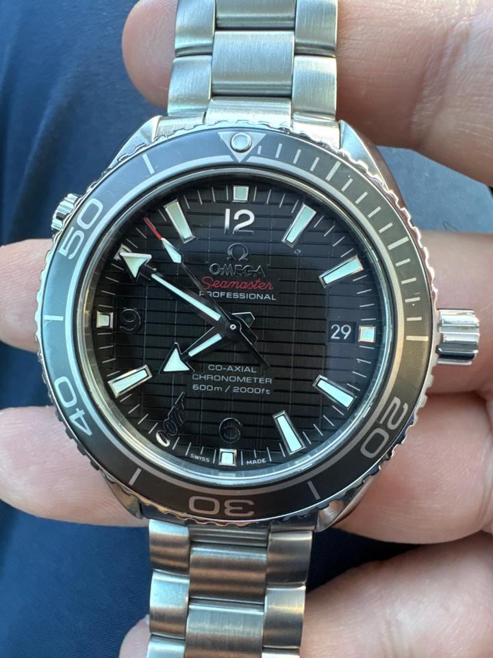 Omega Seamaster Planet Ocean Skyfall, 232.30.42.21.01.004 — 2 z 20