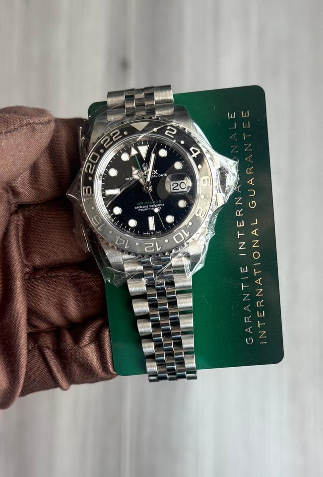 Rolex GMT Master II Card Coffin Case, 126710GRNR — 1 of 14