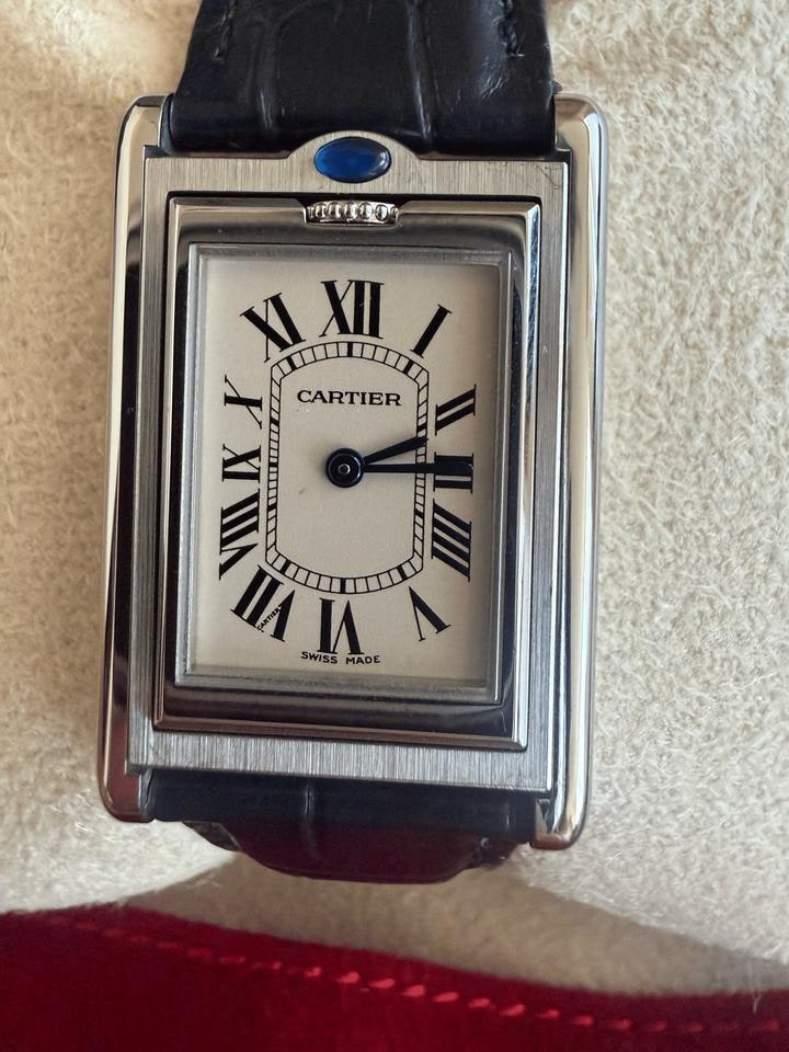 Cartier Tank Basculante Medium Paris Boutique, 2405 — 1 of 7