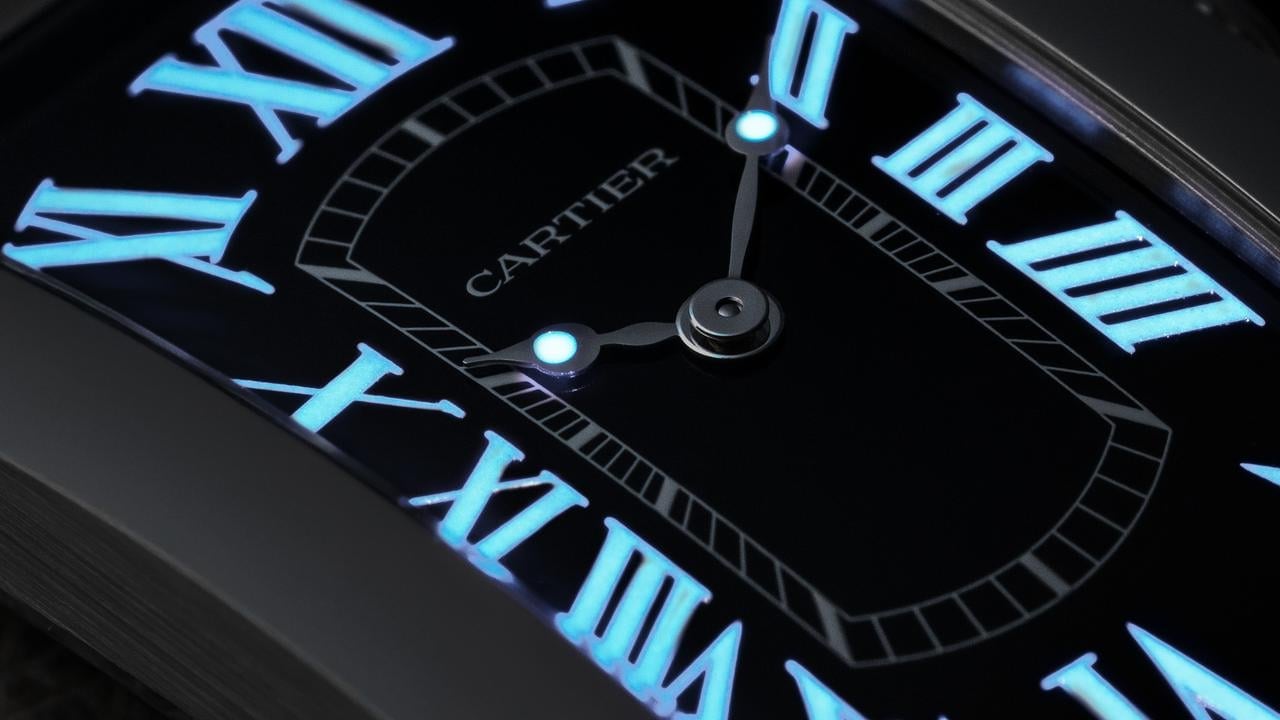 Cartier Tank Cintrée NSO Platin, QOMU32 — 2 von 11
