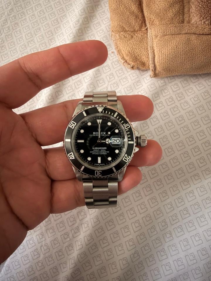Rolex Submariner Date, 16610 — 2 of 7