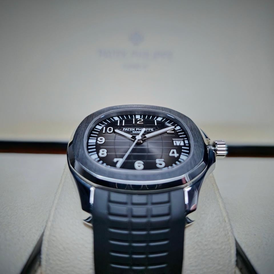 Patek Philippe Aquanaut 40mm černý ciferník nerezová ocel, 5167A-001 — 2 z 11