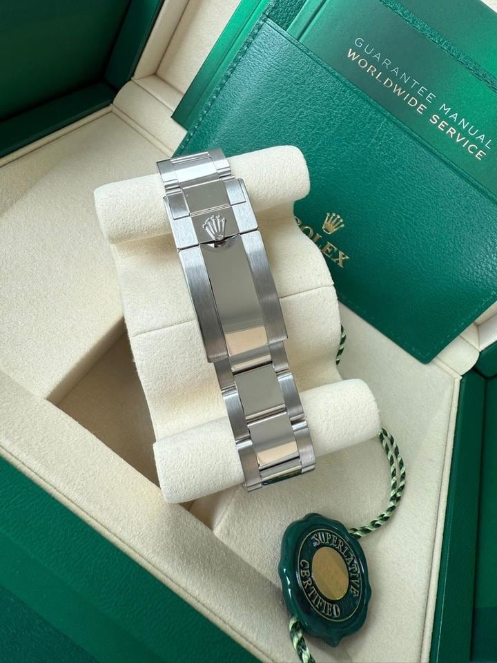 Rolex Daytona 40 mm bílý panda ciferník nenošené 2024, 126500 — 2 z 6
