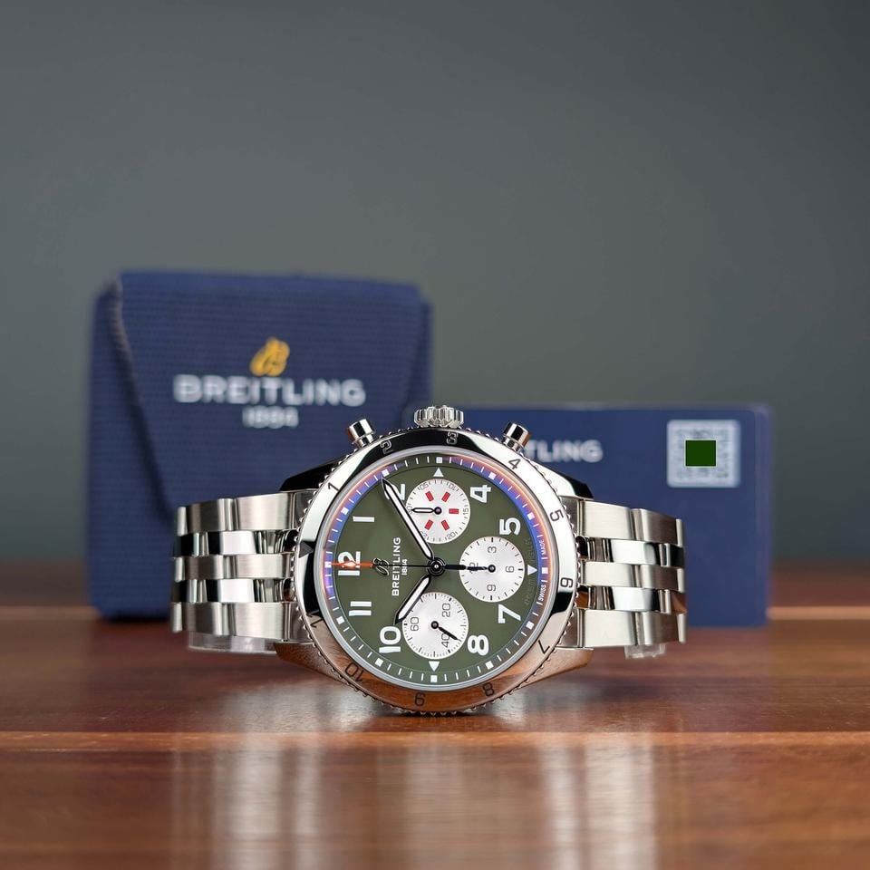 Breitling Super AVI Classic AVI Chronograph 42 Curtiss Warhawk Green 2025 Virtually Unworn Complete Set, A233802A1L1A1 — 1 of 5