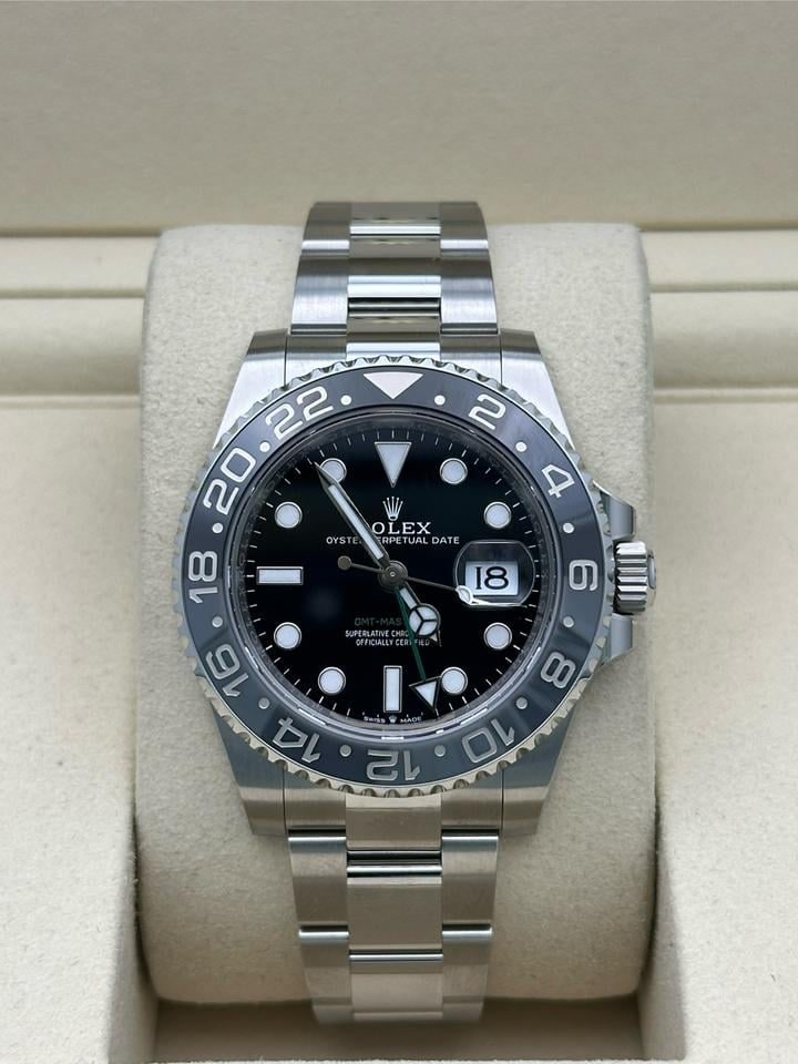 Rolex GMT Master II Bruce Wayne New Style Box 2025, 126710GRNR — 1 of 7