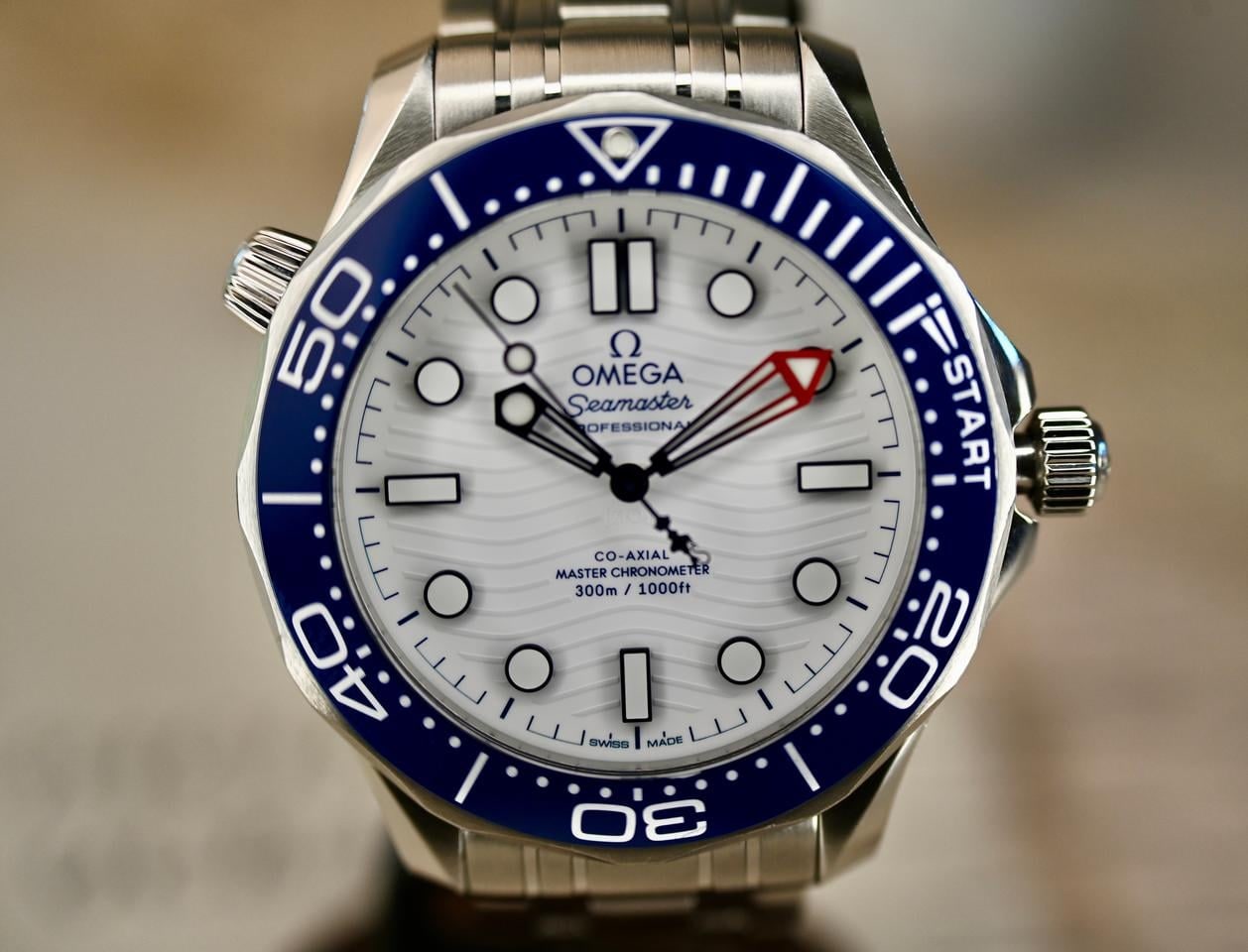 Omega Seamaster Diver 300M Americas Cup, 210.30.42.20.04.002 — 1 z 17