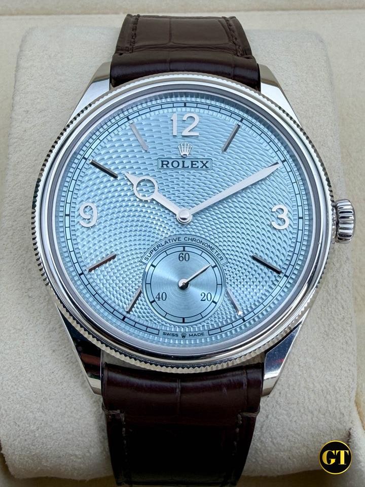 Rolex Perpetual 1908 Platin Eisblaues Zifferblatt Braunes Armband Neuwertig Full Set 2026, 52506 — 1 von 10