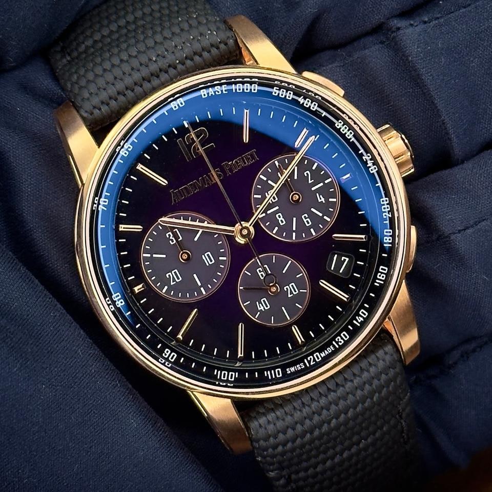 Audemars Piguet Code 11.59 Chronograph Lila Zifferblatt Roségold Komplettset, 26393OR.OO.A002KB.02 — 1 von 12