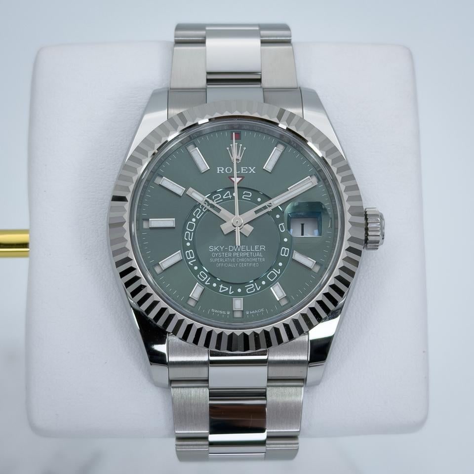 Rolex Sky Dweller ciferník mátově zelený náramek Oyster kompletní sada 2026, 336934 — 1 z 16