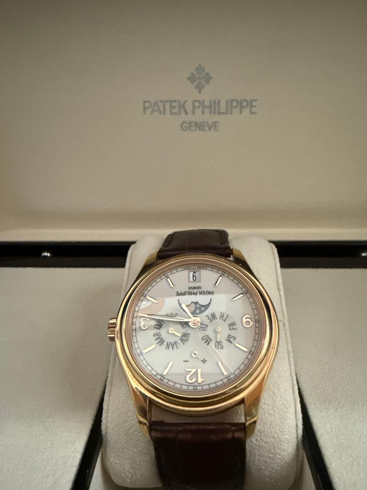 Patek Philippe Jahreskalender Komplettset Box Papiere, 5146R-001 — 1 von 8