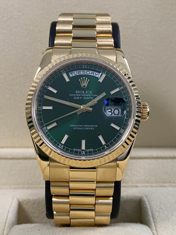 Rolex Day-Date President Yellow Gold Green Index Dial Like New Full Set RSC Card 2008, 118238 — 1 of 14