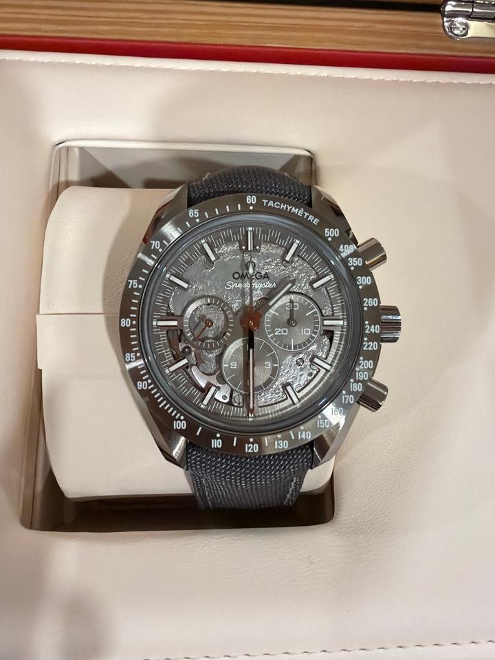 Omega Speedmaster Grey Side Of The Moon, 310.92.44.50.06.001 — 1 z 13