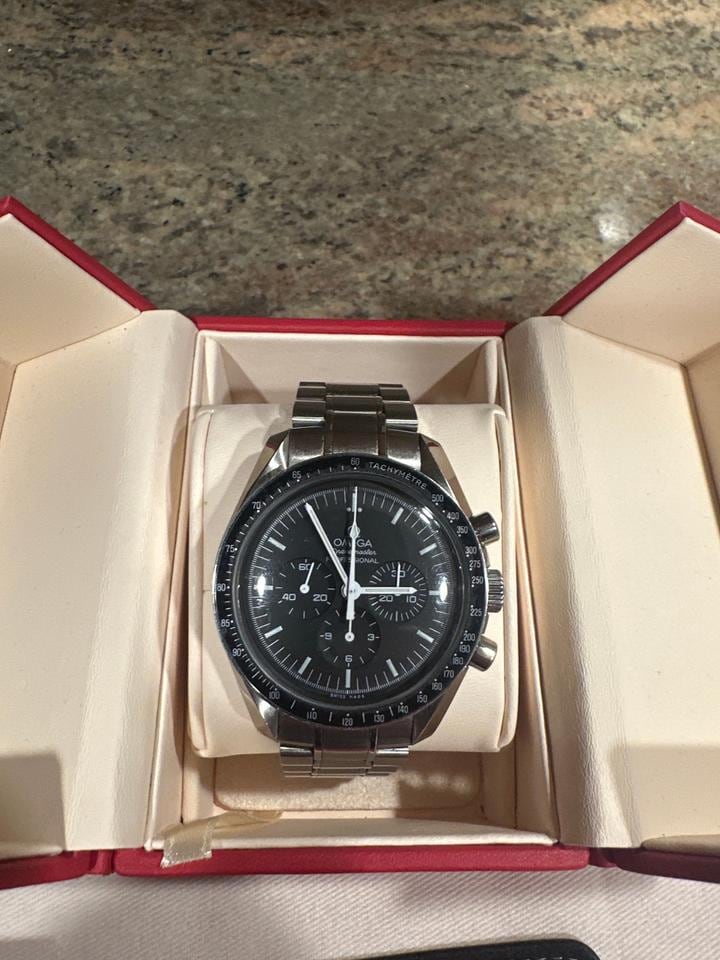 Omega Speedmaster Professional Moonwatch, 311.30.42.30.01.005 — 2 z 7