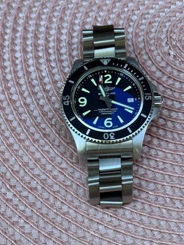 Breitling Superocean 42 Schwarz Full Set Stahlarmband und OEM Kautschukband, A17366021B1A1 — 1 von 18