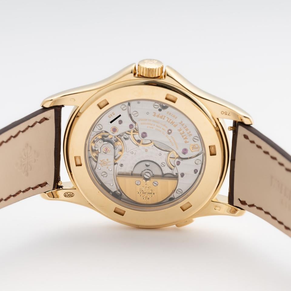 Patek Philippe World Time 18K žluté zlato pánské hodinky s krabicí a doklady, 5130J-001 — 2 z 10