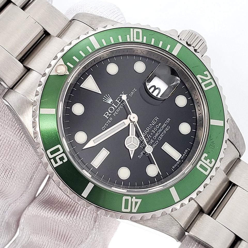 Rolex Submariner Date Kermit s gravírovaným rehautom, zelená, nerezová ocel, krabice a papíry, 16610LV — 1 z 10