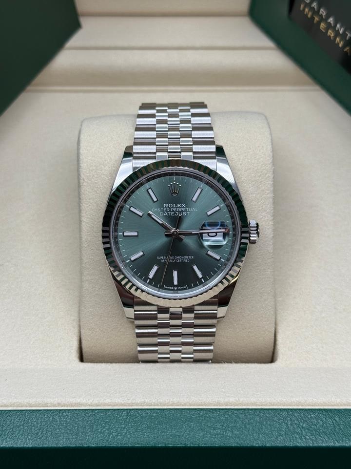 Rolex Datejust 36 zelený indexový ciferník ocelové fluted luneta jubilee náramek zcela nové 2026, 126234 — 1 z 8