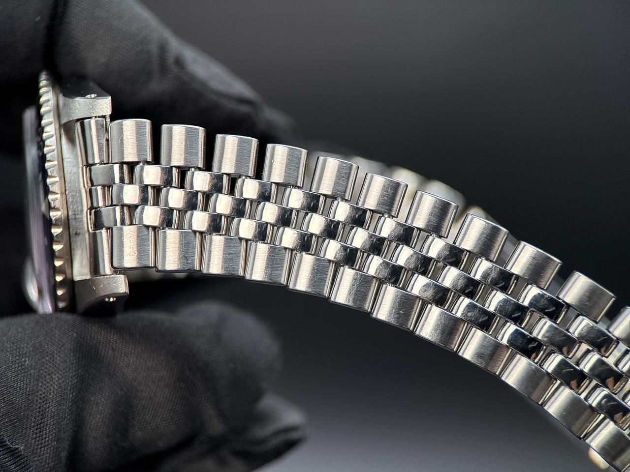 Rolex GMT Master Vintage Pepsi, 1675 — 2 of 12