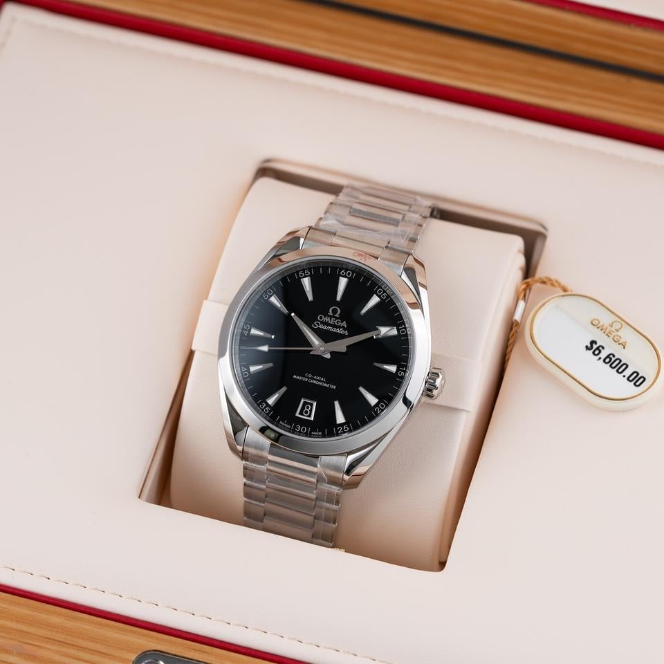 Omega Seamaster Aqua Terra New 2026 Black Lacquer 41mm, 220.10.41.21.01.002 — 2 of 14